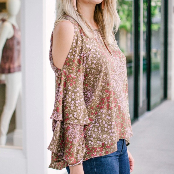 BP Cold shoulder top - Picture 2 of 8